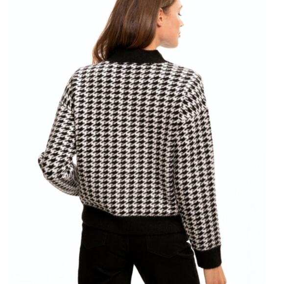 Threads 4 Thought LARGE Elexia Houndstooth Sweater - Pullover Crewneck Fluffy - Picture 6 of 12